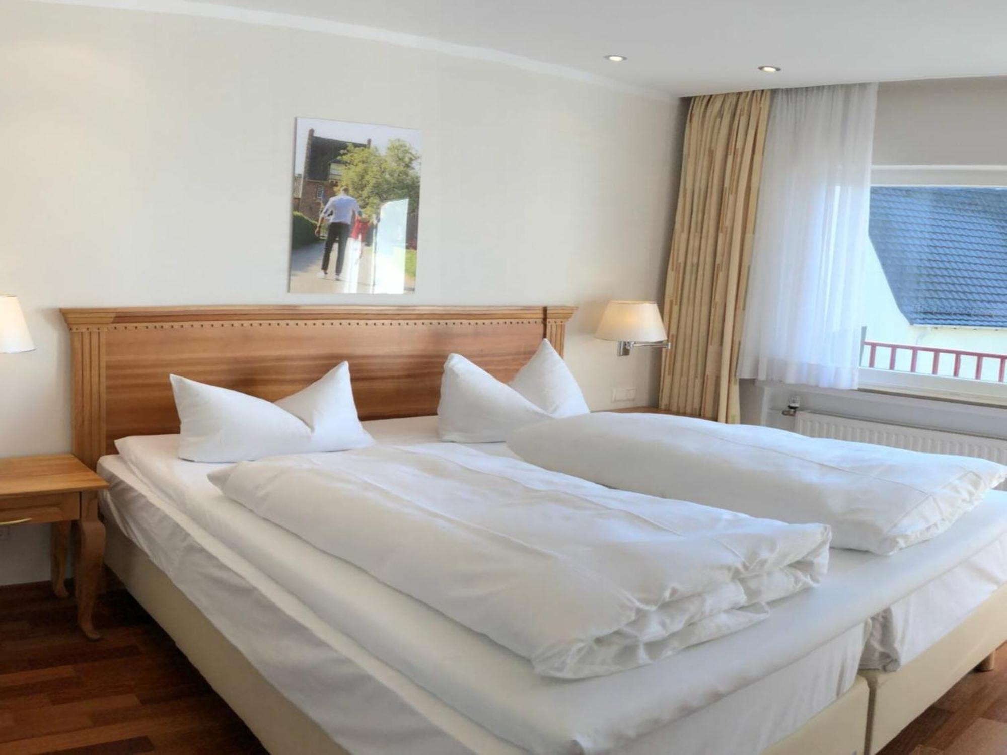 Landidyll Hotel Weidenbrueck & Spa Swisttal Esterno foto